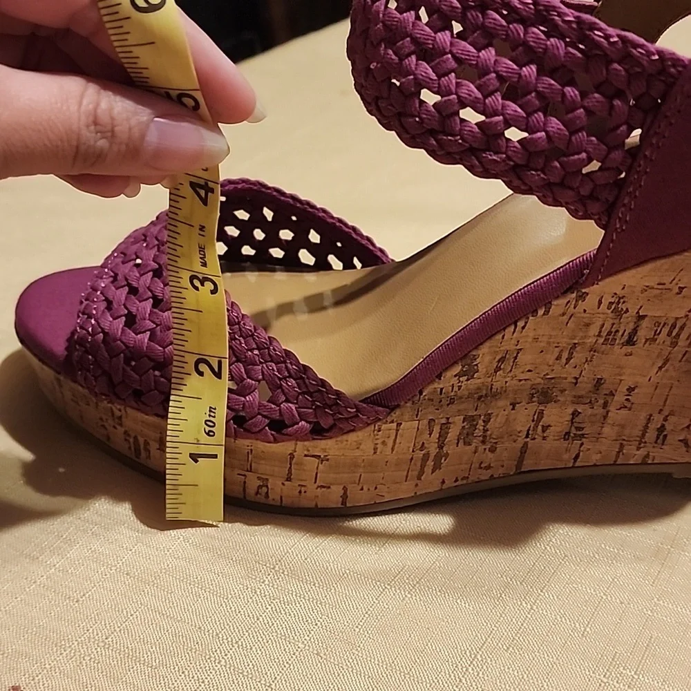 Maurice’s Beverly Wedge - Picture 6 of 6